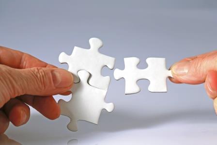 Haende_Puzzle_Rainer_Sturm_pixelio Haende_Puzzle_Rainer_Sturm_pixelio