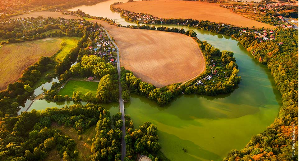 river meander