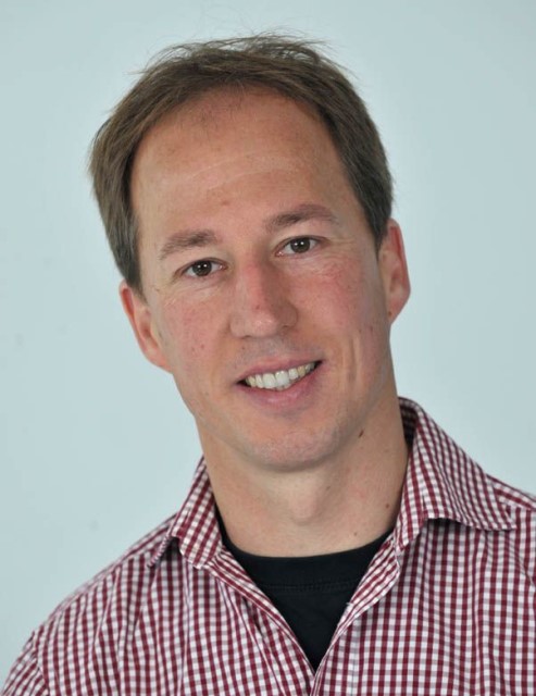 Dr. Reinhold Lehneis Dr. Reinhold Lehneis