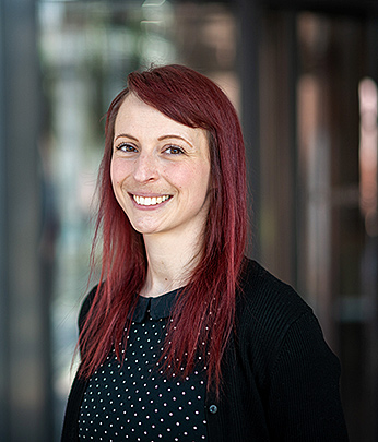 Portrait image: Maria Buhlmann, Acting Head of the UFZ library. Photo: Sebastian Wiedling, UFZ Portrait image: Maria Buhlmann, Acting Head of the UFZ library. Photo: Sebastian Wiedling, UFZ