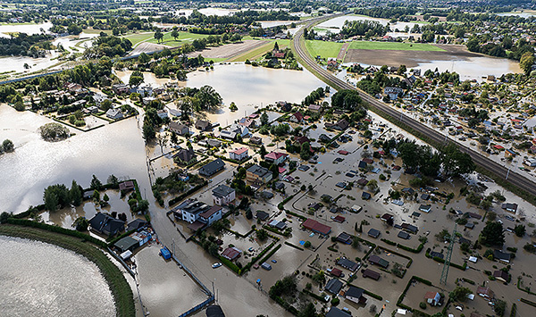 Czechowice Dziedzice, Hochwasser 2024, Drohnenansicht des überfluteten Gebiets, Polen Schlesien. Quelle: Elżbieta Kap, Adobe Stock | #976638861