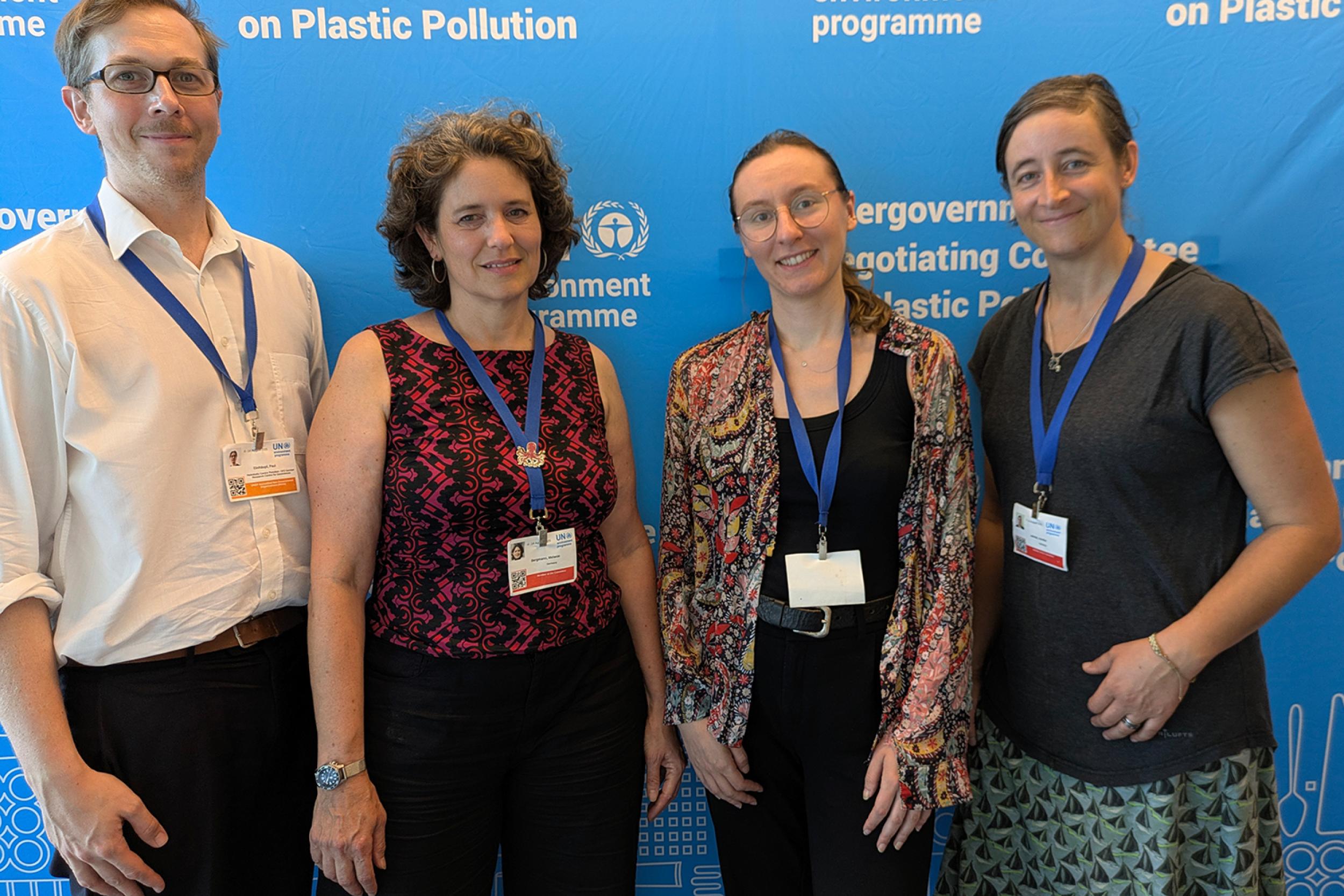 left to right:  Dr. Paul Einh&auml;upl (RIFS), Dr. Melanie Bergmann (AWI), Linda Del Savio (RIFS), Prof. Annika Jahnke (UFZ)