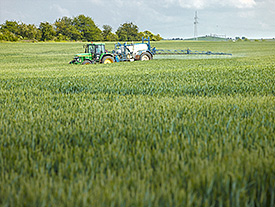 Eintrag von Chemikalien in Gewässer durch Landwirtschaft. Foto: André Künzelmann/UFZ