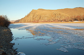Fluss in der Mongolei