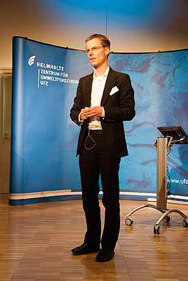 Kai Niebert - Sieger des Wettbewerbes Wissenschaft verstehen 2010 Kai Niebert - Sieger des Wettbewerbes Wissenschaft verstehen 2010