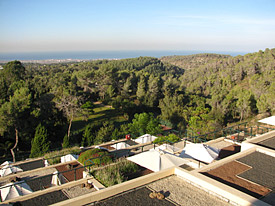 Blick von einer Hotelanlage im Karmel-Gebirge in Richtung Mittelmeer Blick von einer Hotelanlage im Karmel-Gebirge in Richtung Mittelmeer