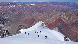 Aufstieg einer deutschen Expedition über den so genannten Polen-Gletscher zum Aconcagua, mit 6962m der höchste Berg Amerikas