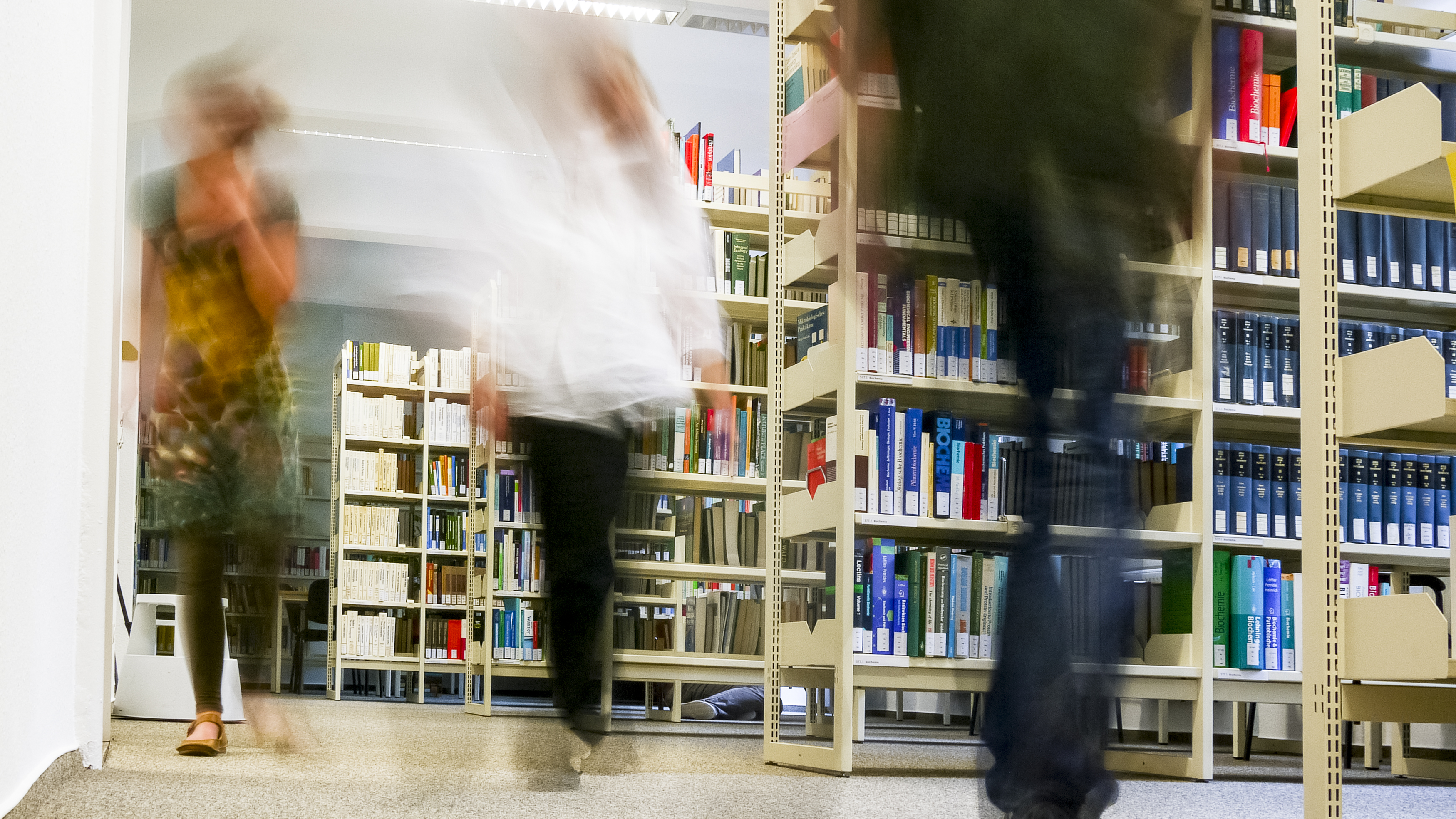 UFZ Bibliothek Lesesaal