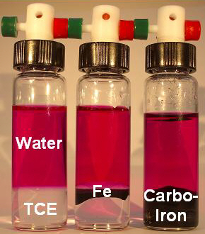 Mischbarkeit von Carbo-Iron mit DNAPL  photo: R.Köhler / UFZ