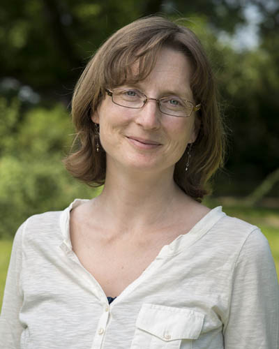 Dr. Melanie Mewes Dr. Melanie Mewes