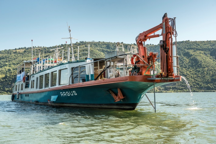 Boat Boat