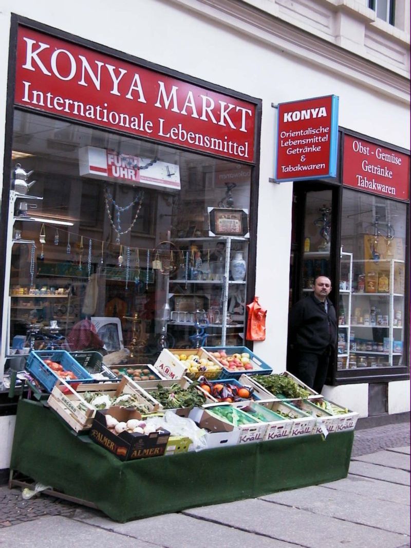 Grocery shop in the district Neustadt-Neuschönefeld