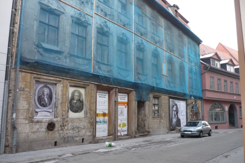 Unrenovated housing stock in Halles' city centre