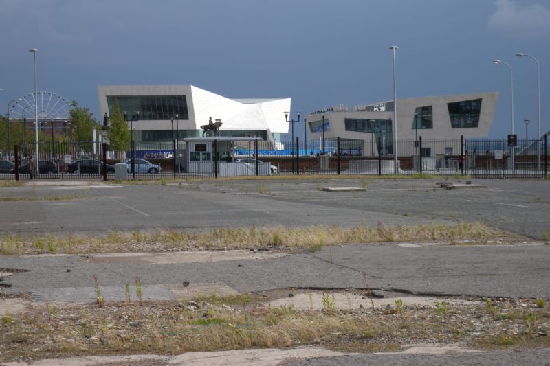 Dock area: brownfield sites and renovation