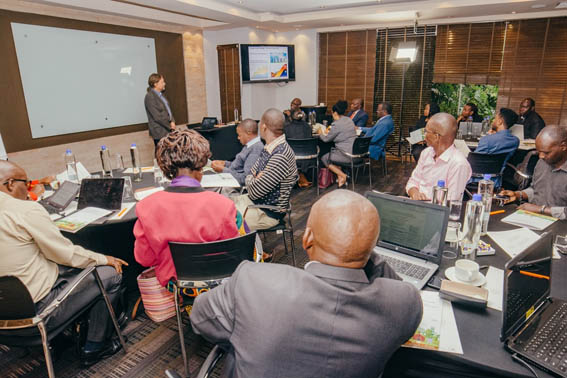 A. Stirling presenting in Nairobi. © ACTS