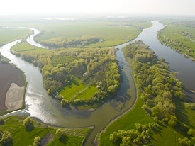 Flussmündung der Saale in die Elbe.
