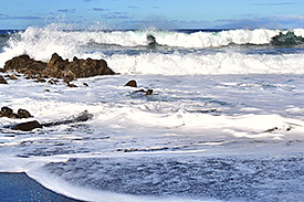 Breaking waves. Foto: Andreas Hermsdorf_pixelio.de Breaking waves. Photo: Andreas Hermsdorf_pixelio.de