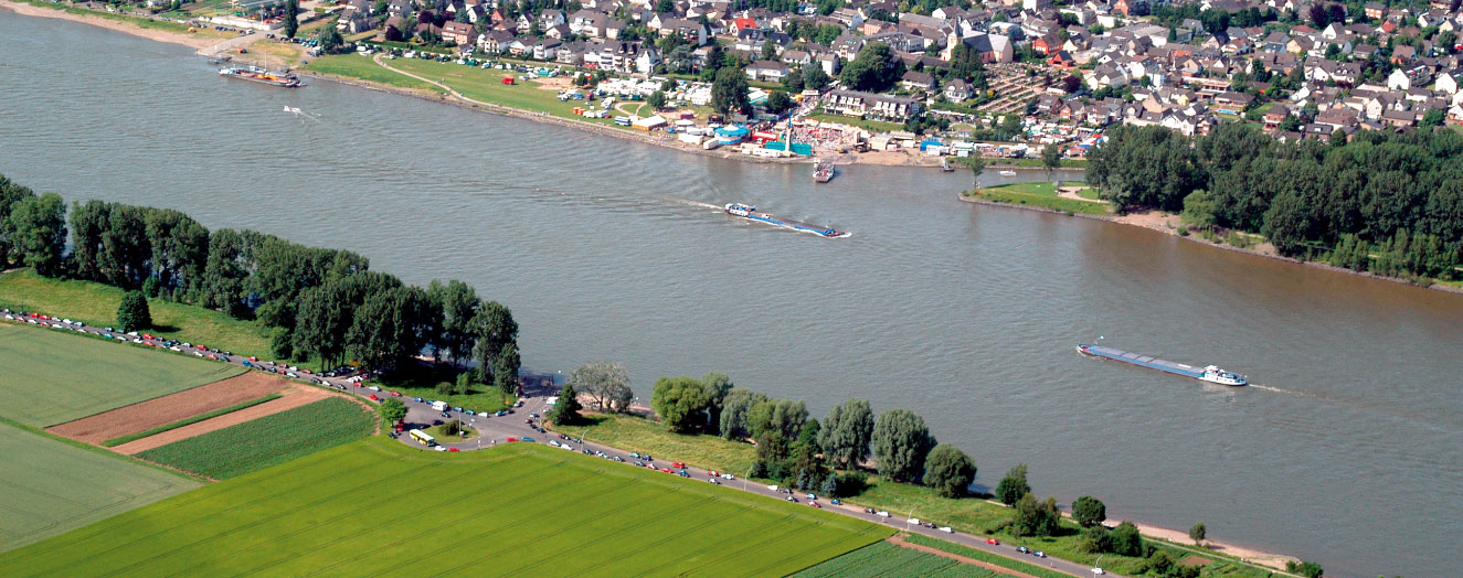 Landnutzung. Siegmündung/Bonn  Foto: aid infodienst