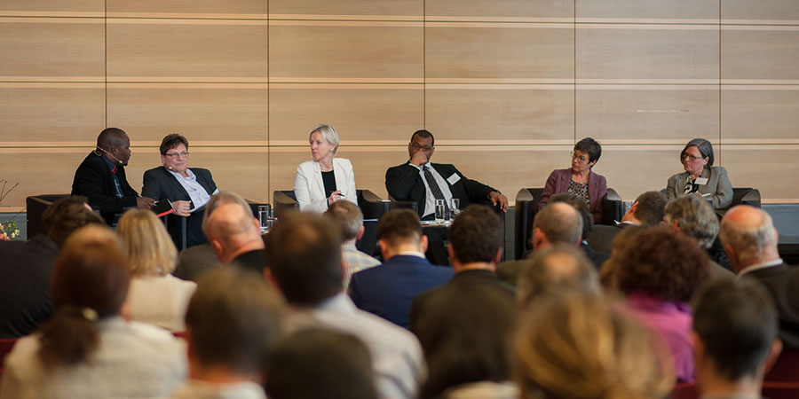 Panel at the Final Conference of the Sustainable Land Management funding measure at the end of 2016, Germany Photo: A. Schmidt