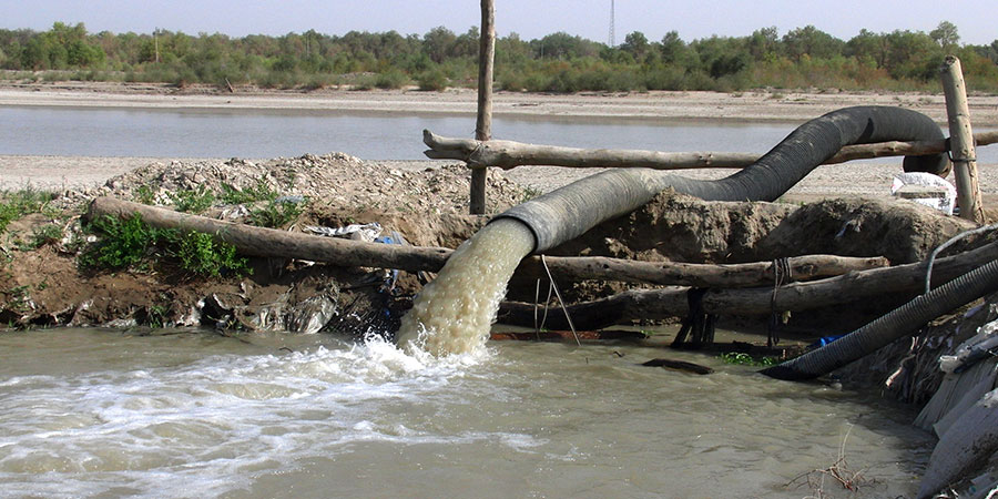 Water pipe in the Tarim Basin Photo: P. Keilholz